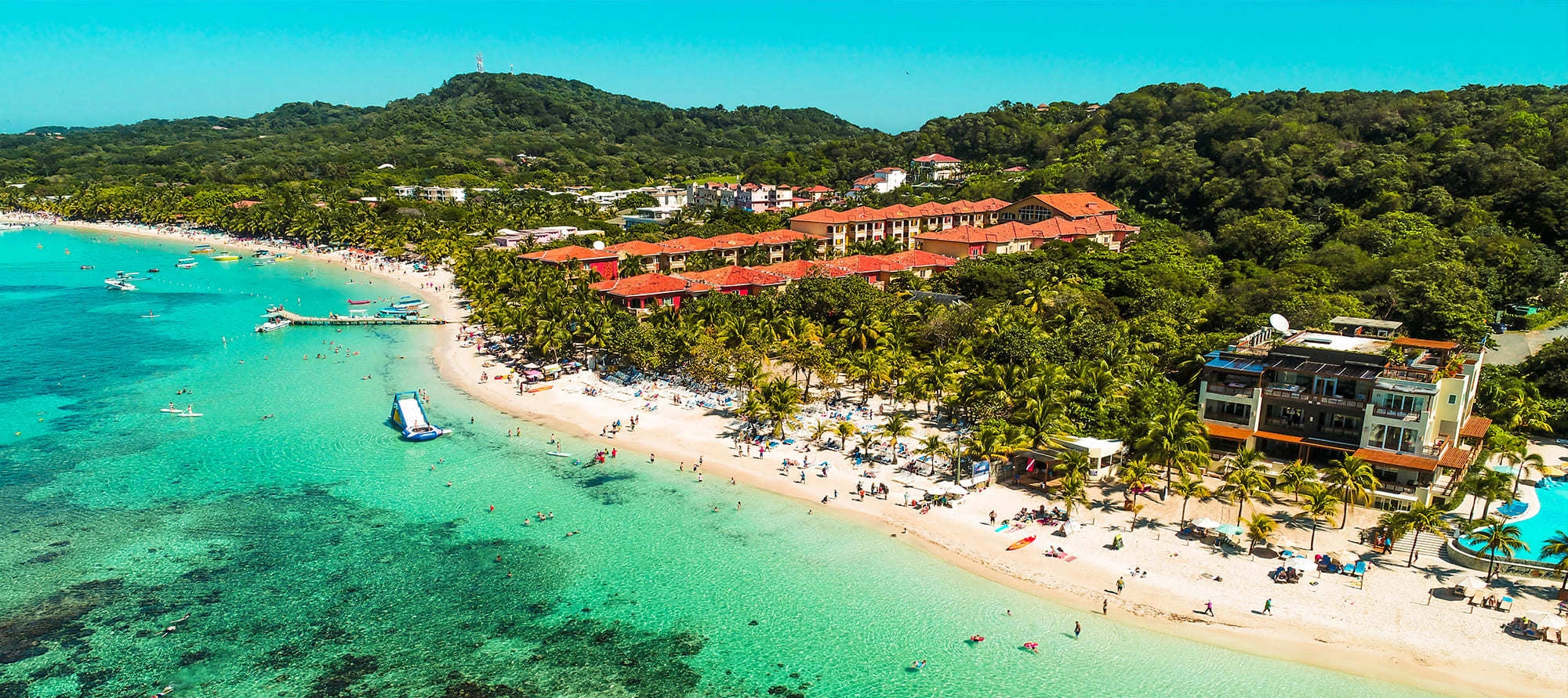 Aerial view of West Bay beach in Roatán